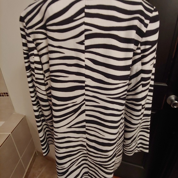 jacket - Picture 3 of 7